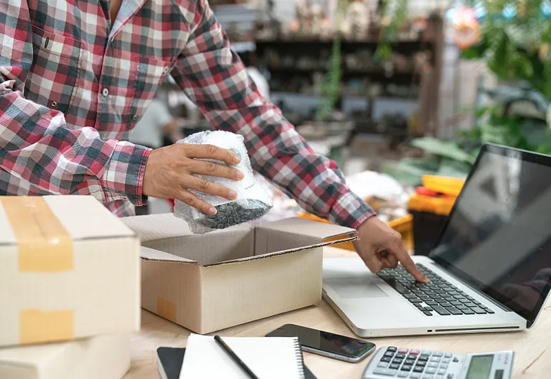 Platform operation and precise product selection